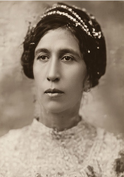 LUZIA DE OLIVEIRA COSTA